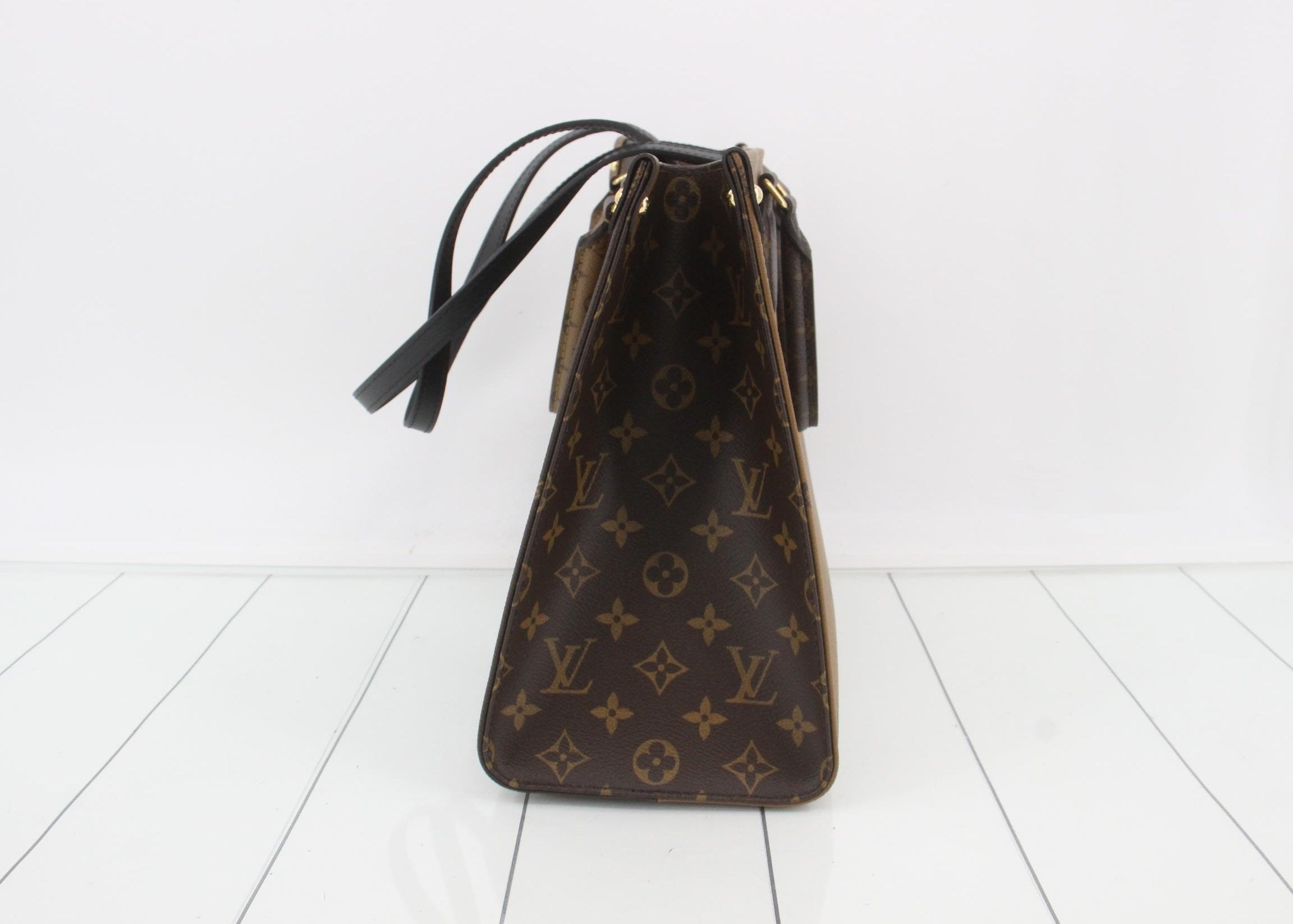Louis Vuitton OntheGo NM MM Monogram Giant
