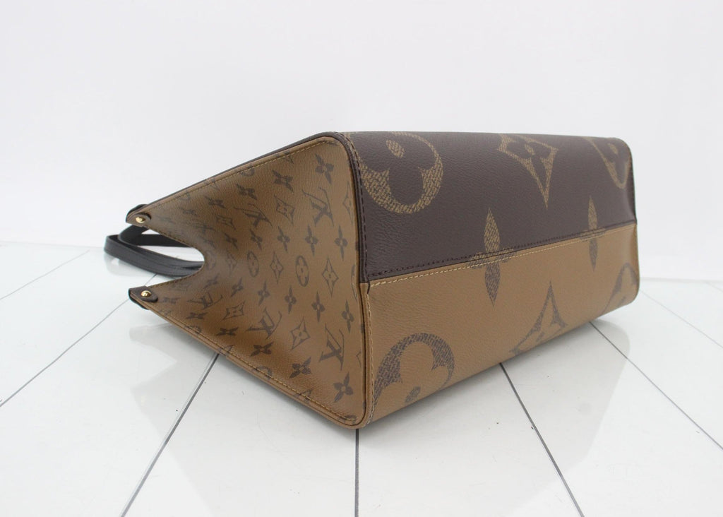 Louis Vuitton OntheGo NM MM Monogram Giant