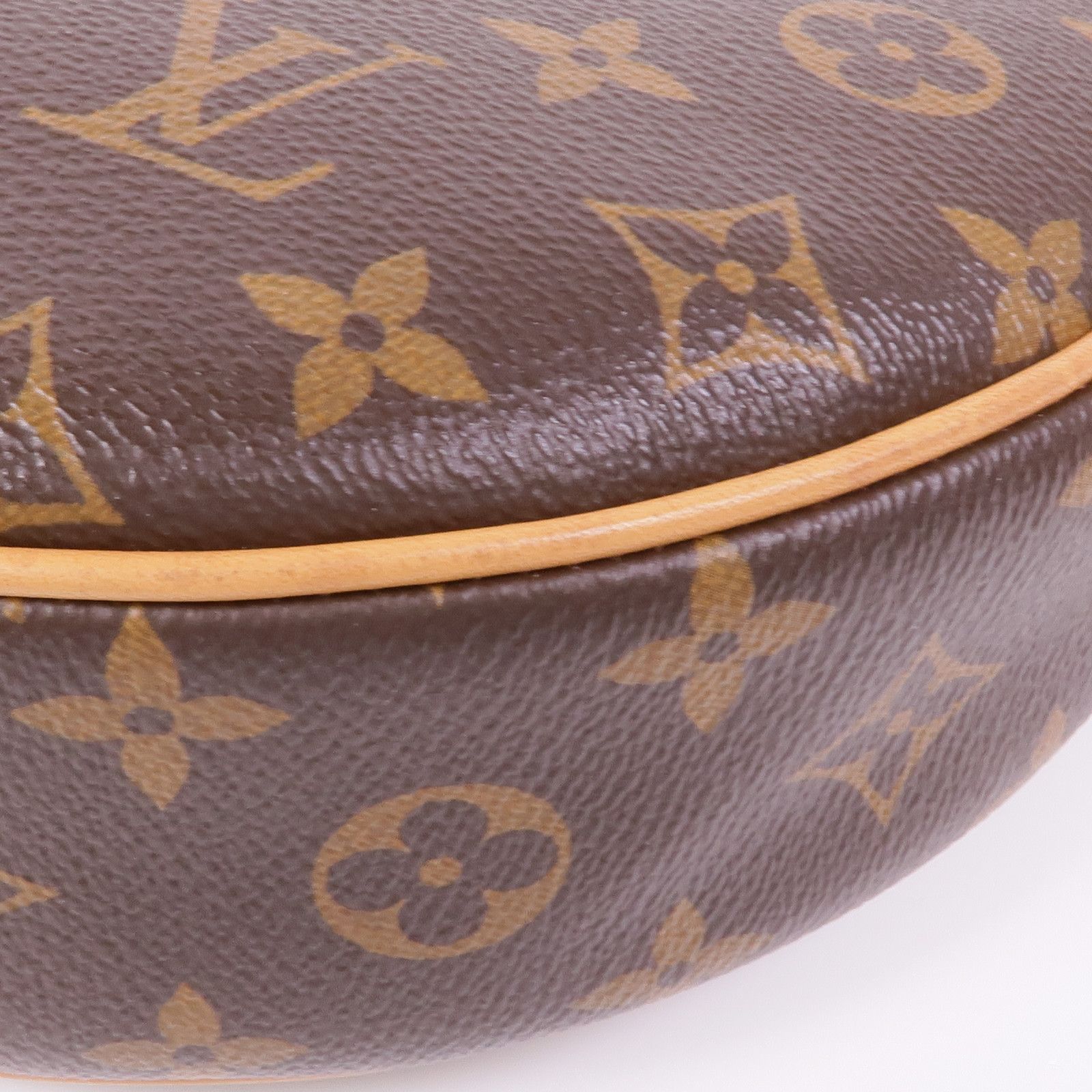 Louis Vuitton Loop, Monogram Cond: AB