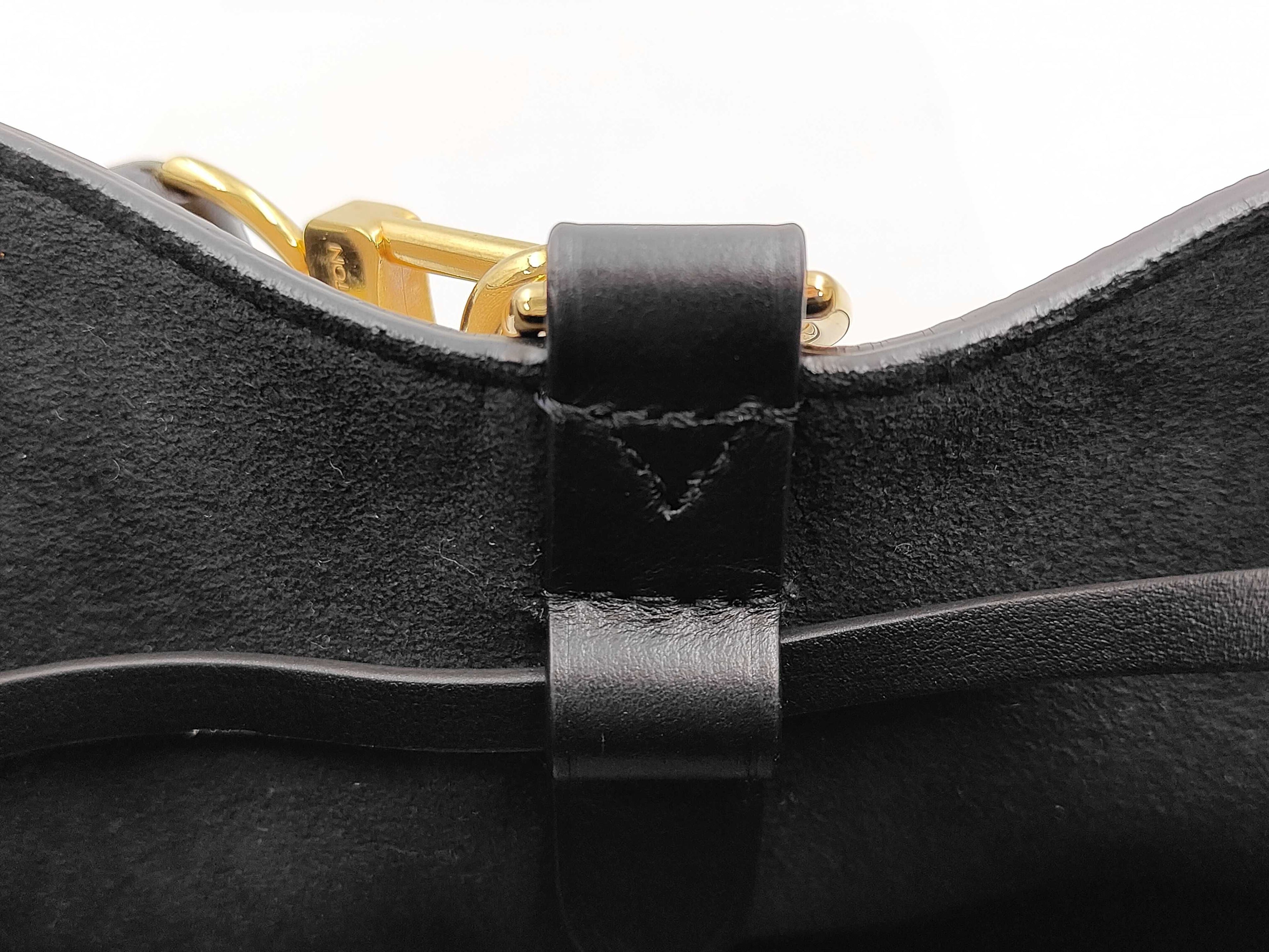 Louis Vuitton NéoNoé MM, Empreinte Giant Crafty Bicolor (LIMITED EDITION)