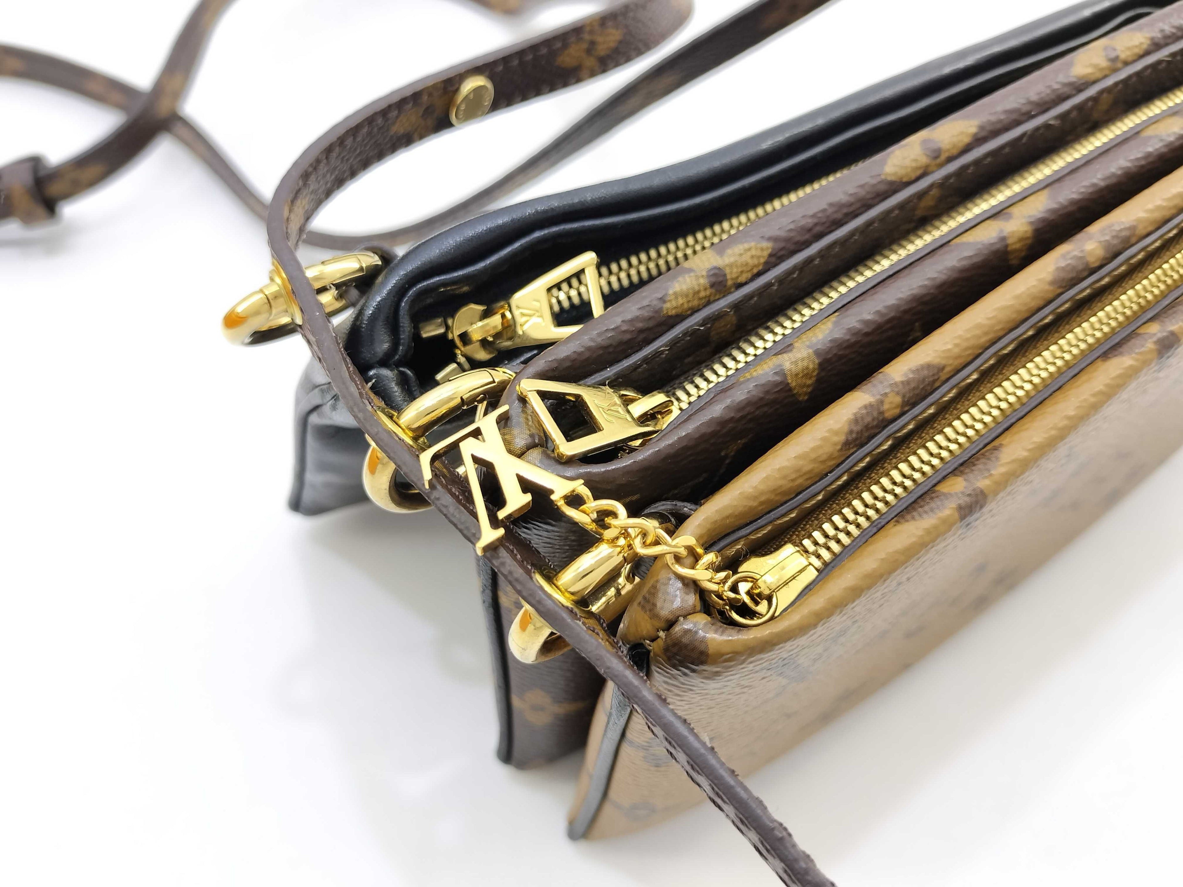 Louis Vuitton Monogram Pochette LV3