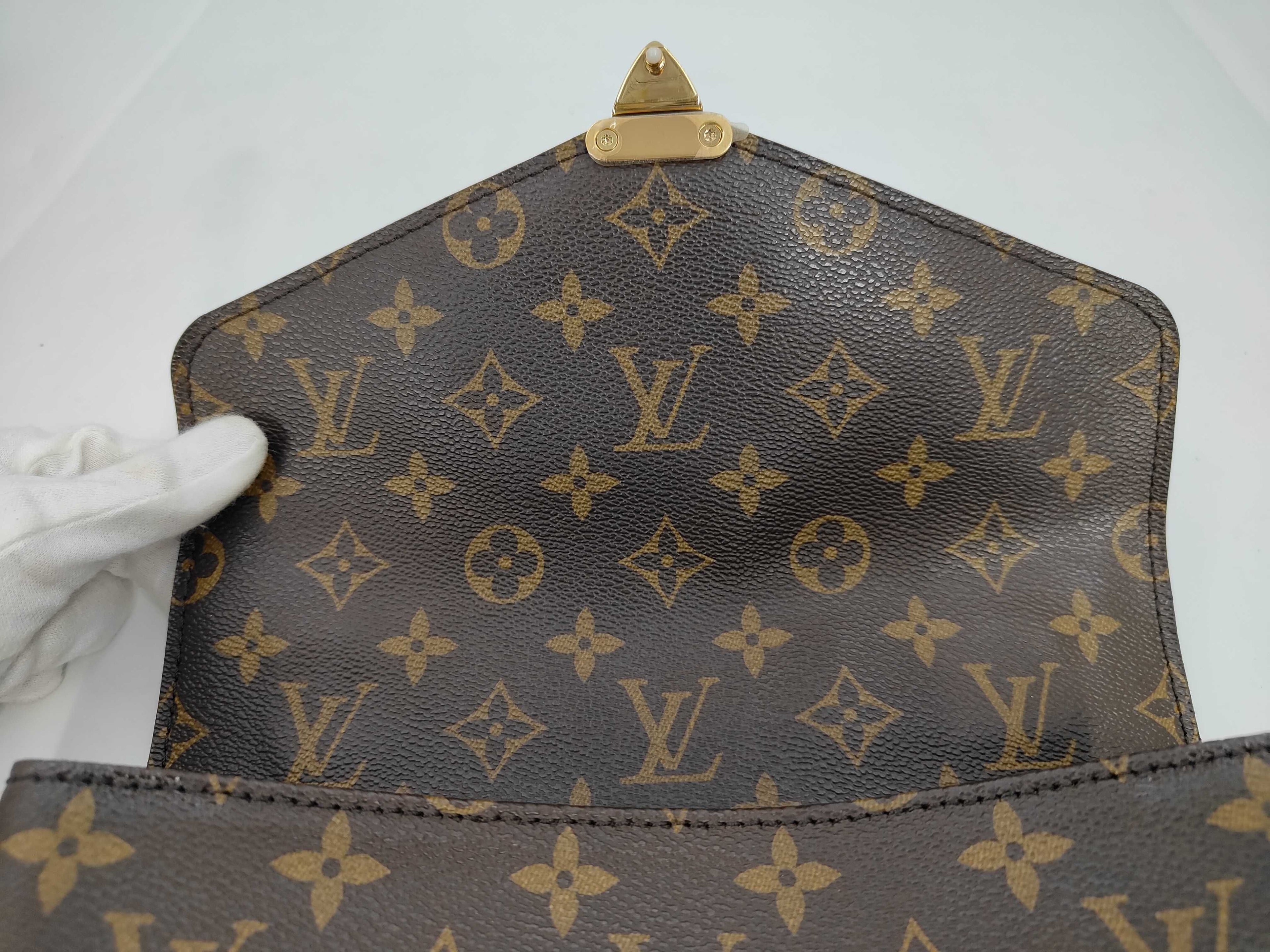 Louis Vuitton Pochette Metis, Monogram