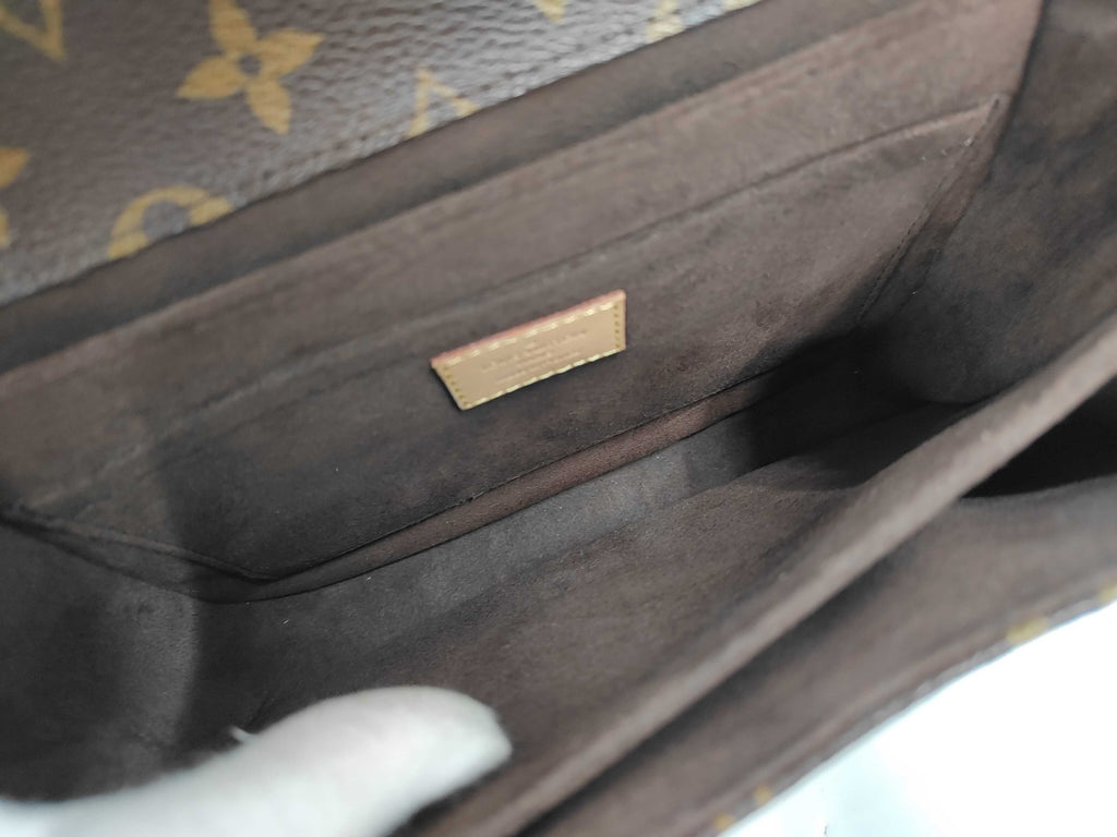 Louis Vuitton Pochette Metis, Monogram