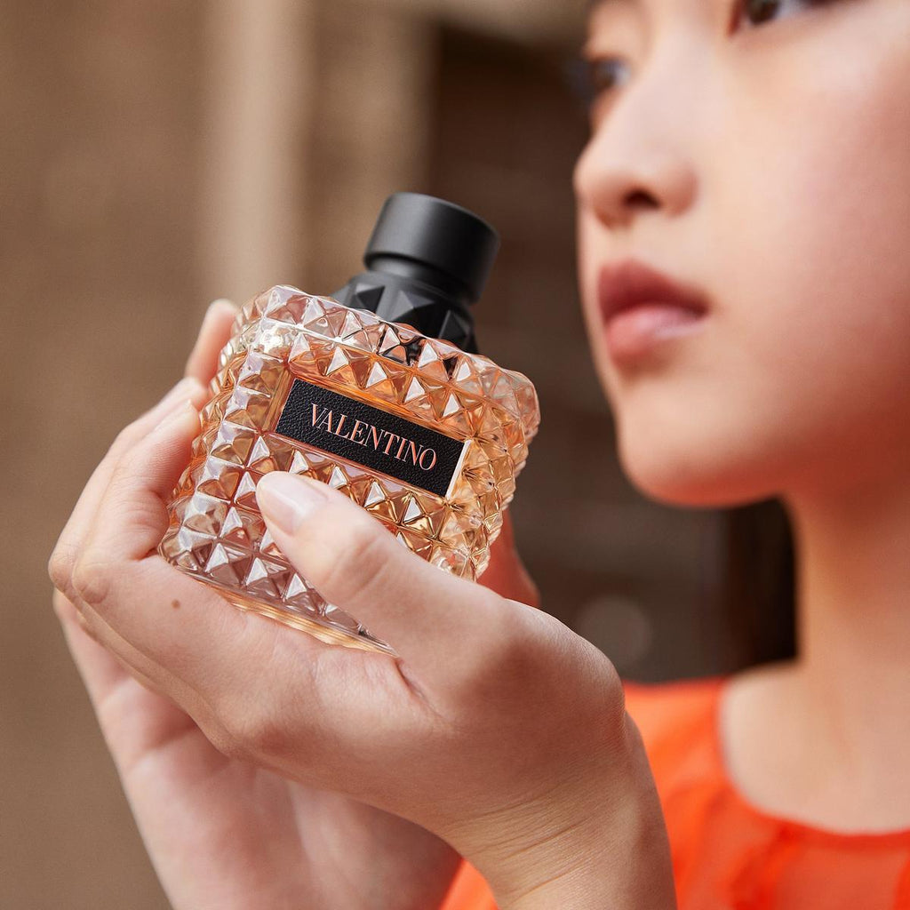 Donna Born in Roma Coral Fantasy Eau de Parfum 3.4oz.