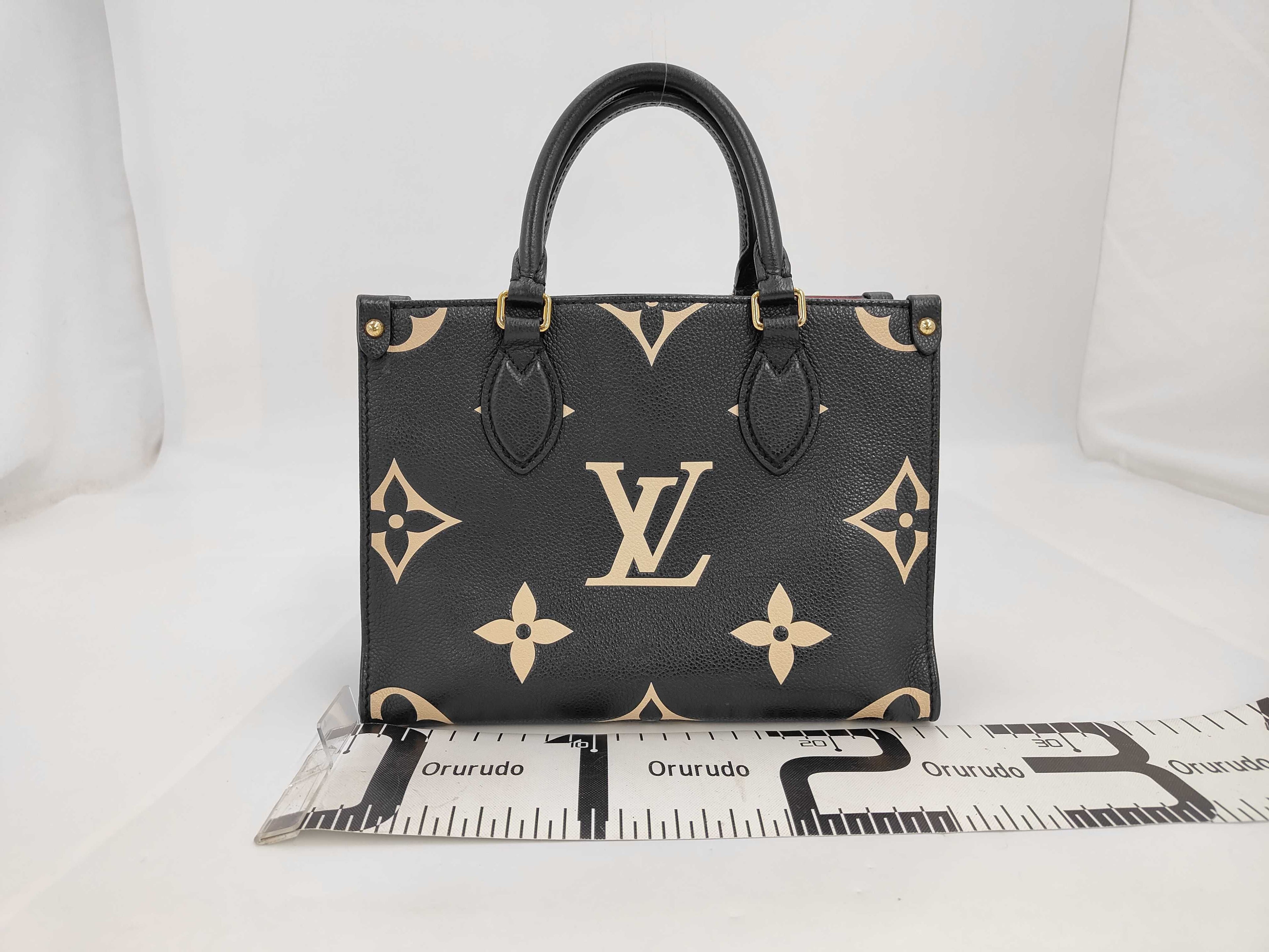 Louis Vuitton OnTheGo PM, Empreinte Giant Bicolor