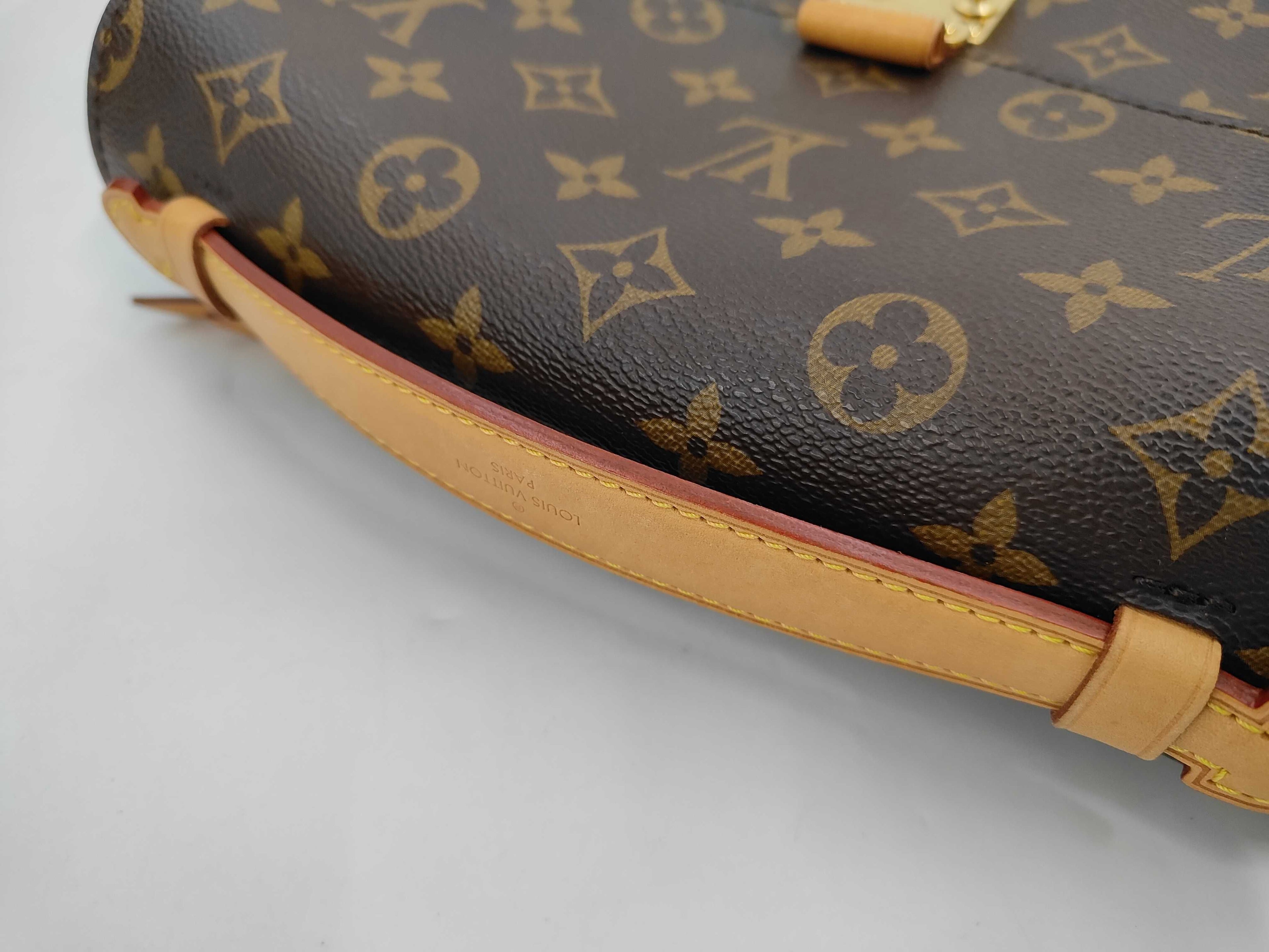 Louis Vuitton Pochette Metis, Monogram