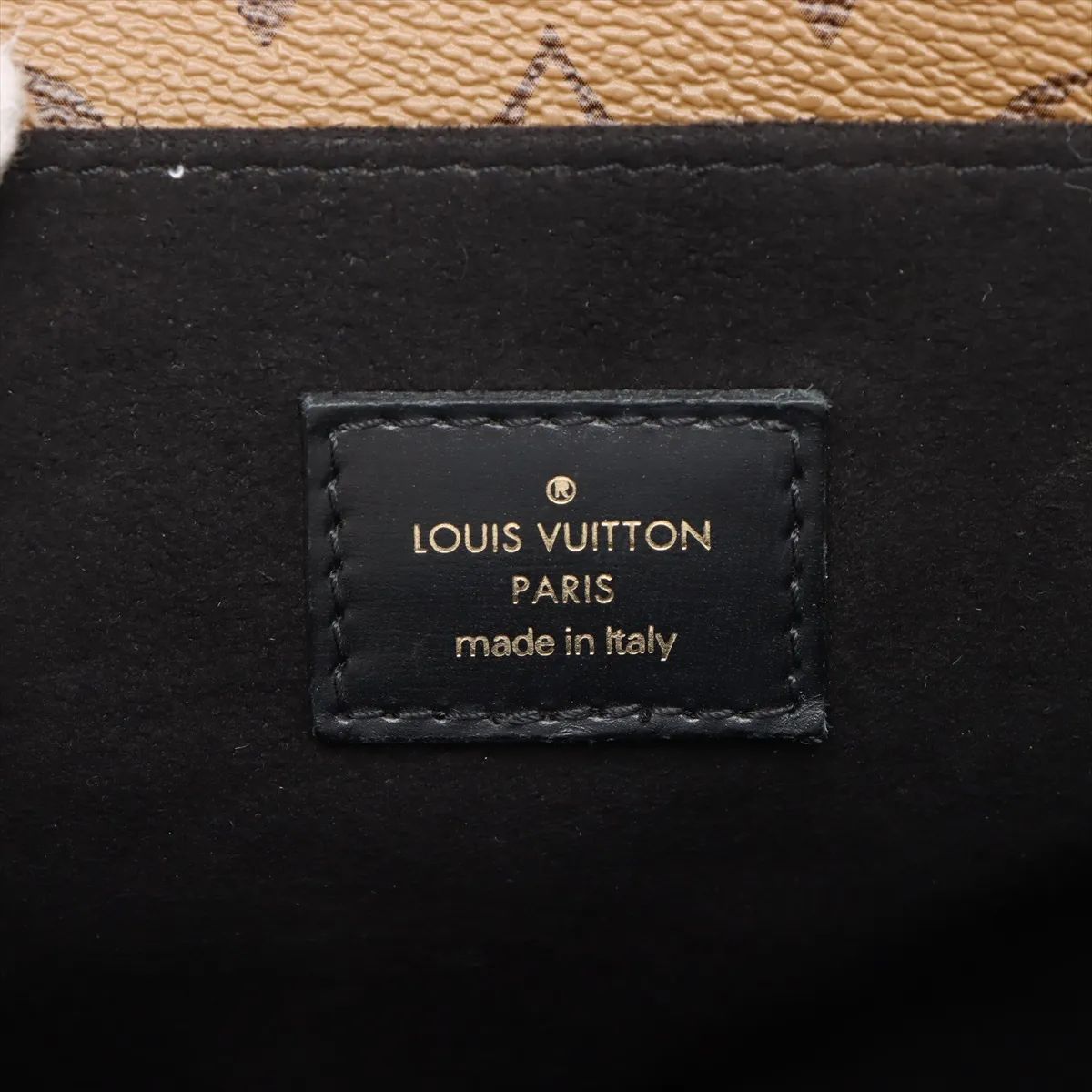 Louis Vuitton Pochette Metis, Monogram Reverse