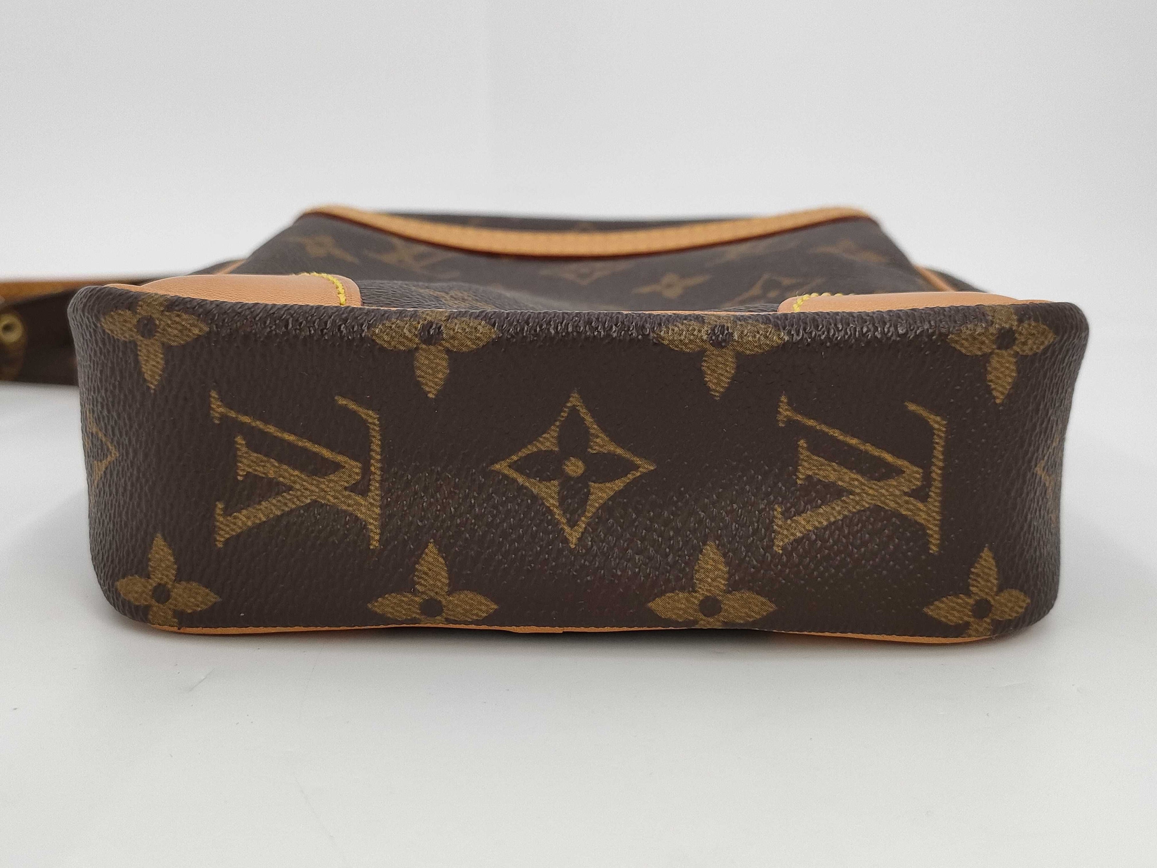 Louis Vuitton Danube, Monogram