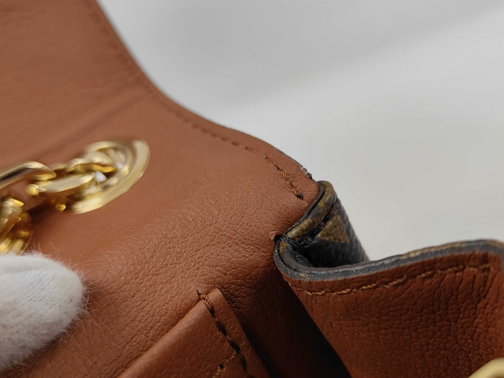 louis Vuitton Monogram Boiteau Chapeau Soupre Pm R