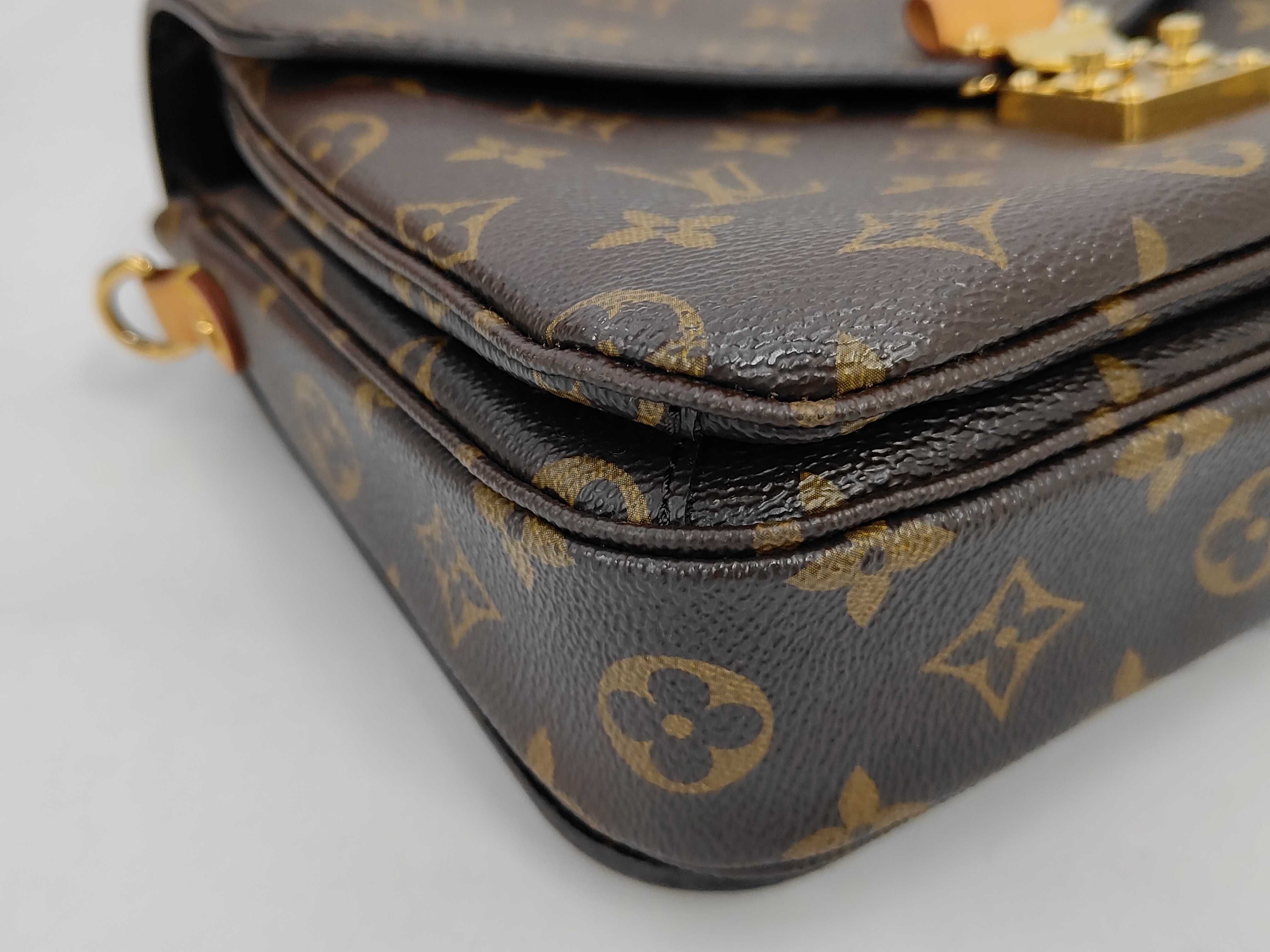 Louis Vuitton Pochette Metis, Monogram